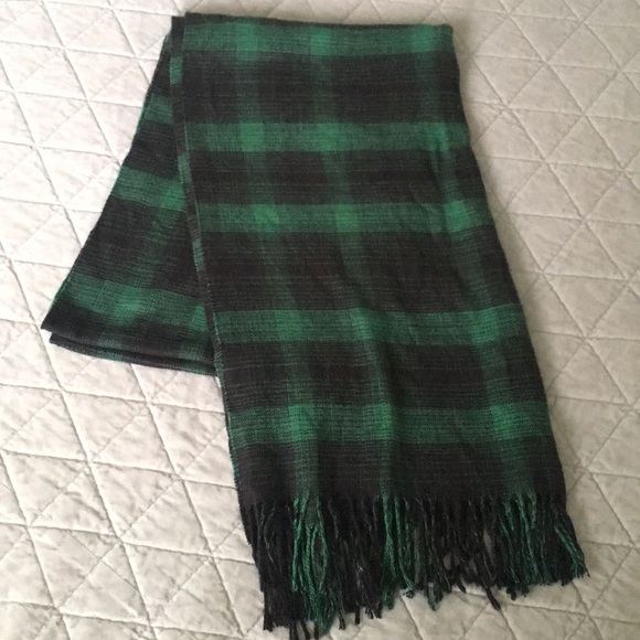 GAP Accessories - Gap Oversized Soft Green Black Plaid Scarf
